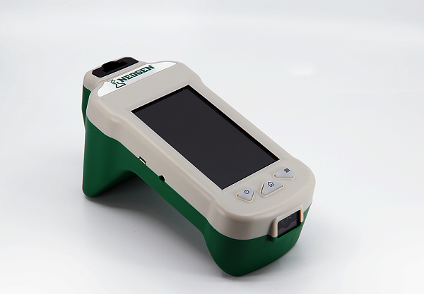 9696 NEOGEN Raptor® Solo Integrated Analysis Platform. Интегрированная аналитическая платформа - устройство для считывания тест-полосок с боковым потоком и встроенной инкубацией, может анализировать до трех образцов независимо и одновременно, при условии,- КомПродСервис